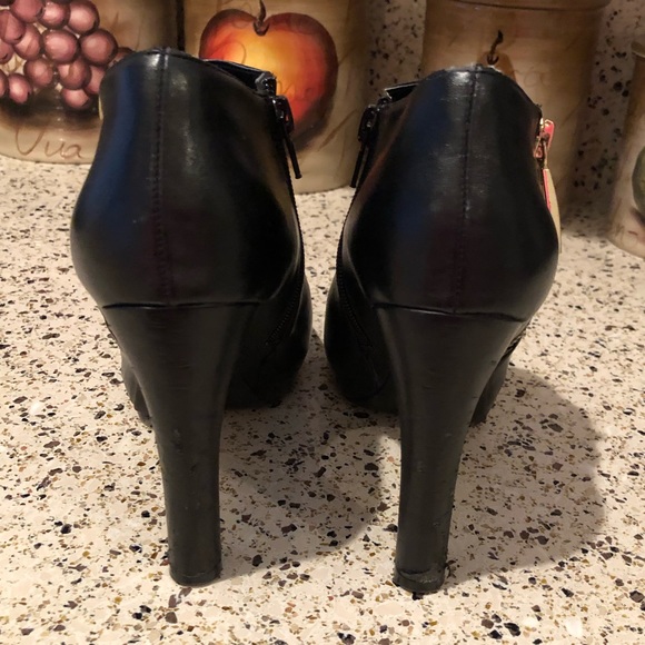 Marc Fisher Leather Ankle Boots - Picture 5 of 8